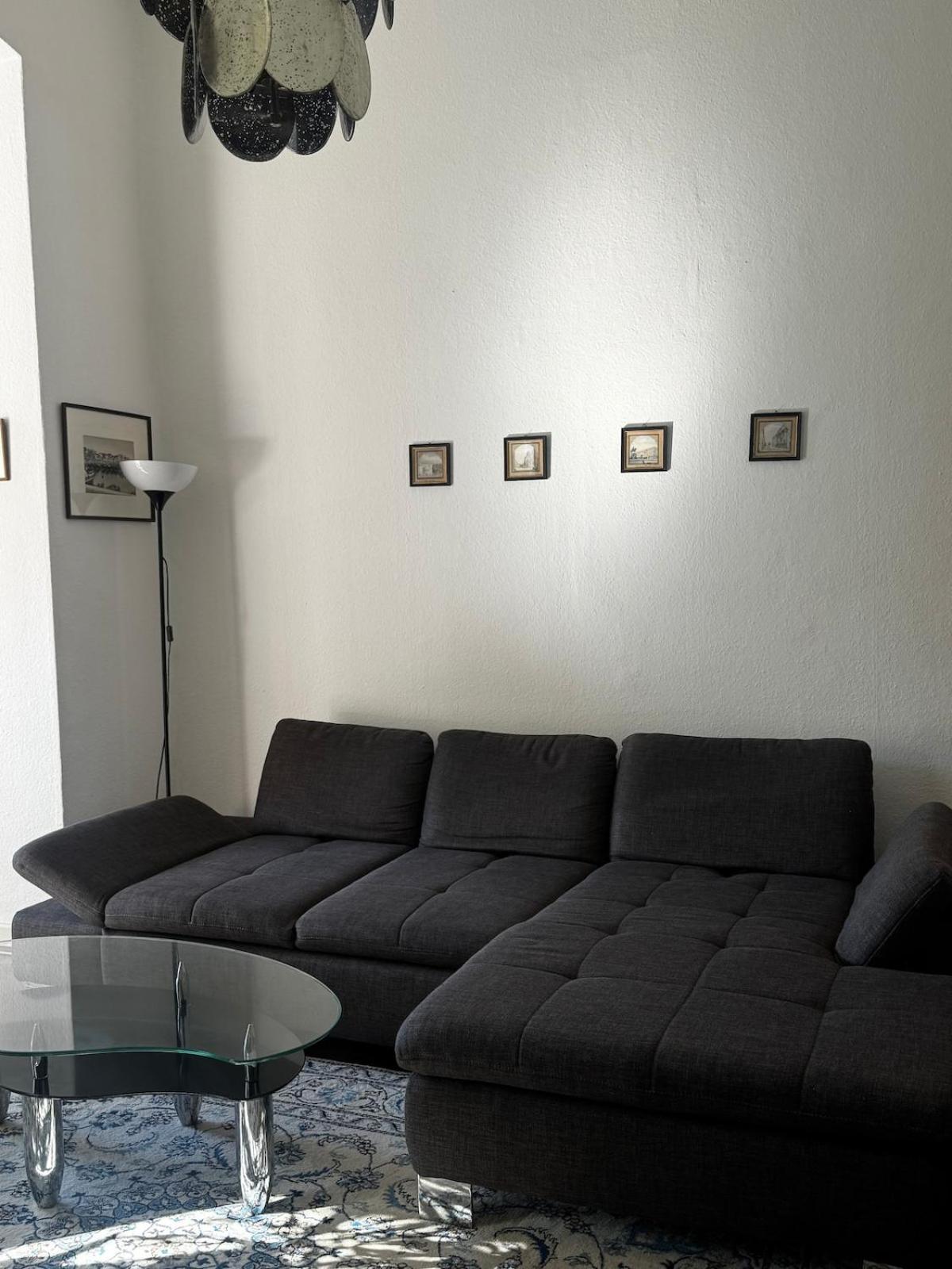 Appartement 5 Mins To Kadewe N Ku'damm Berlijn